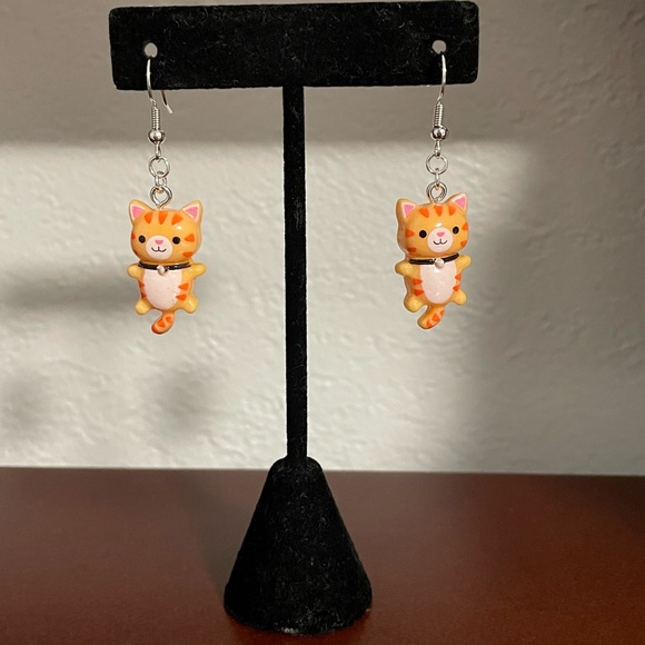 Acrylic Orange Tabby Cat Earrings with Silver Accents - Picture 2 of 4